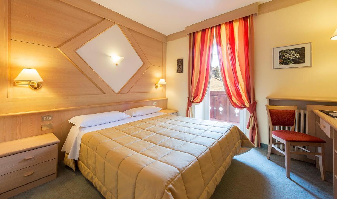 Hotel La Serenella Моэна Экстерьер фото