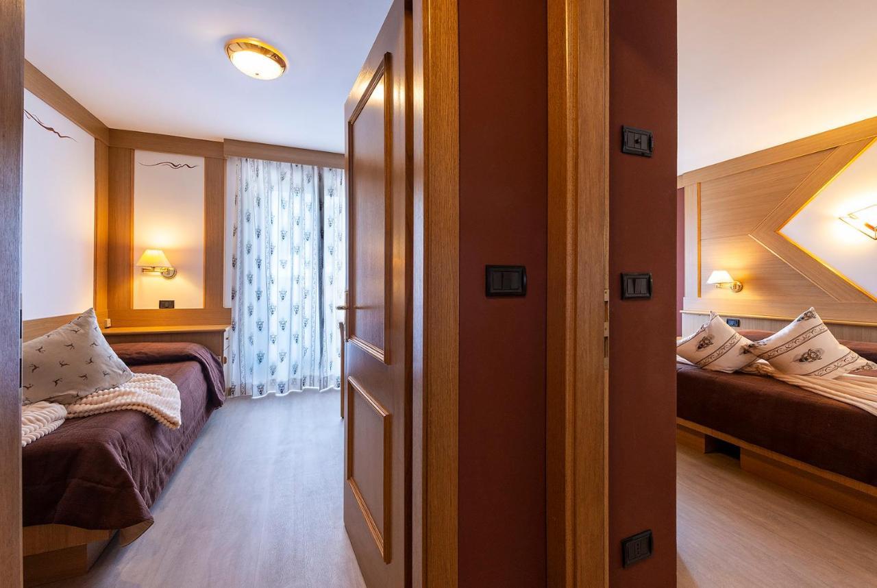 Hotel La Serenella Моэна Экстерьер фото