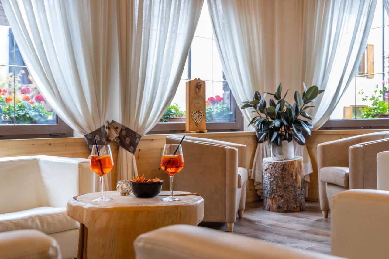 Hotel La Serenella Моэна Экстерьер фото