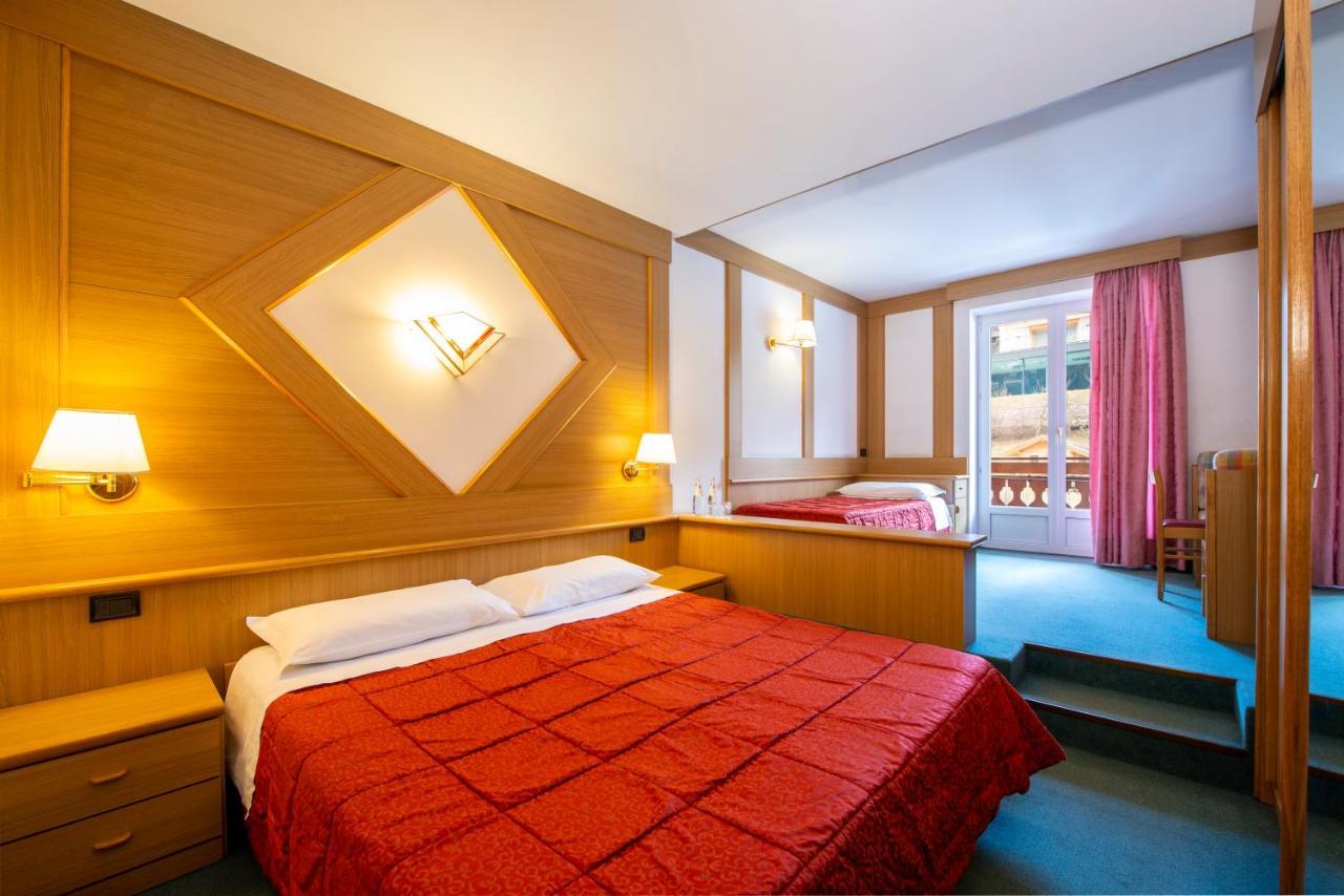 Hotel La Serenella Моэна Экстерьер фото