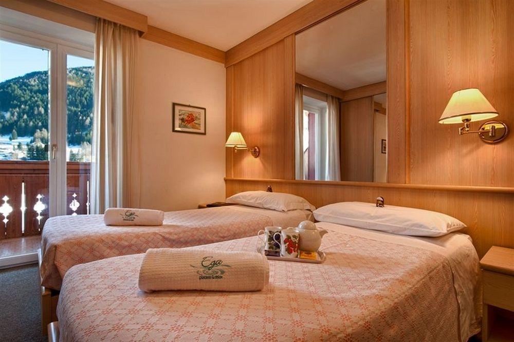 Hotel La Serenella Моэна Экстерьер фото